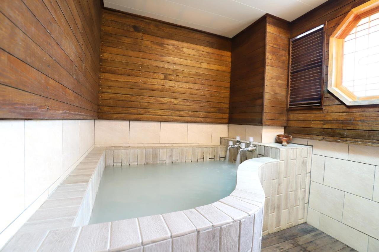 Phoenix Pavilion Hot Spring Hotel Taipei Eksteriør billede